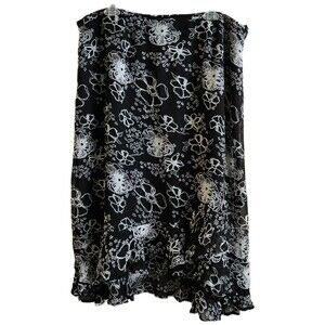 JM Woman Collection Skirt Size 18W Black White Floral Side Zip Flattering EUC